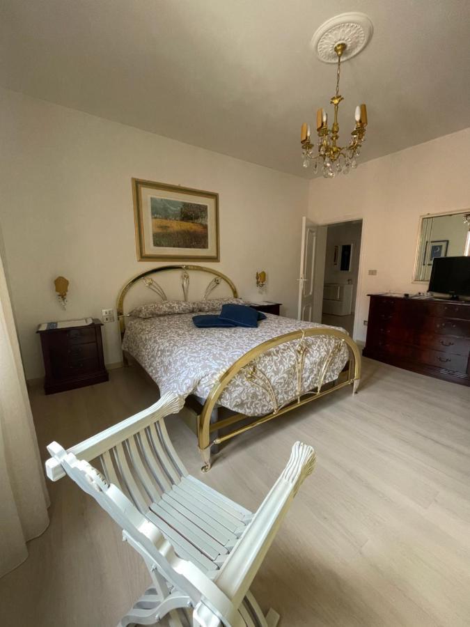 Apartament La Signora Dei Fiori Gubbio Zewnętrze zdjęcie