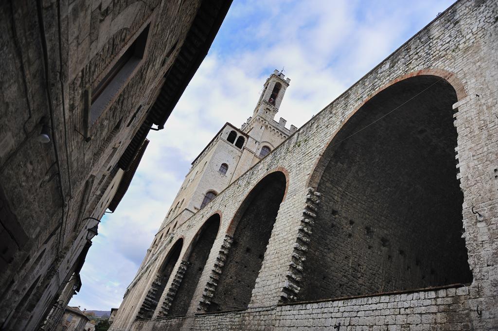 Apartament La Signora Dei Fiori Gubbio Zewnętrze zdjęcie